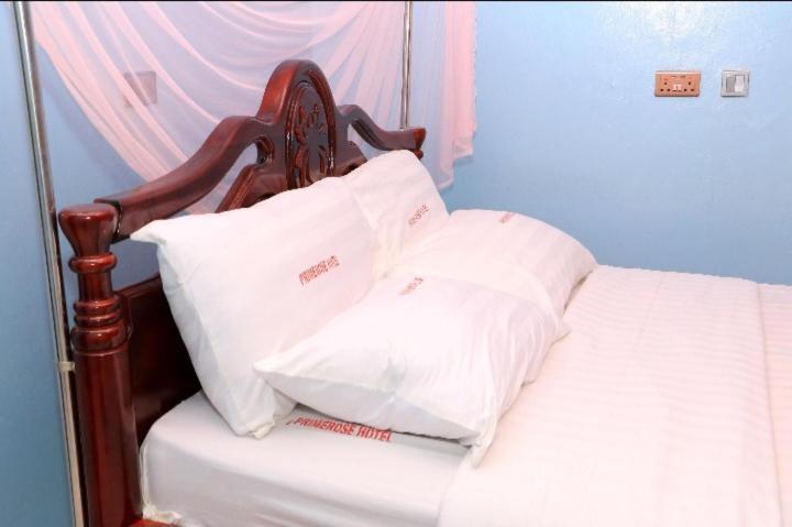 Primerose Hotel Mubende المظهر الخارجي الصورة