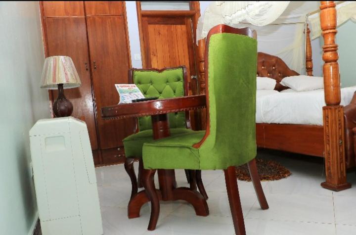 Primerose Hotel Mubende المظهر الخارجي الصورة